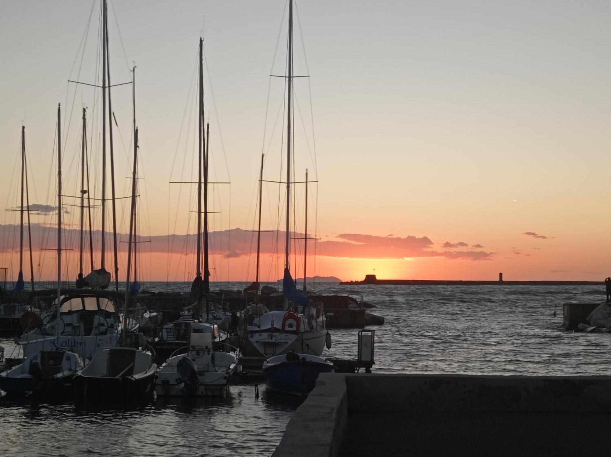 Appartamento Con Incantevole Vista Mare Livorno Exteriér fotografie